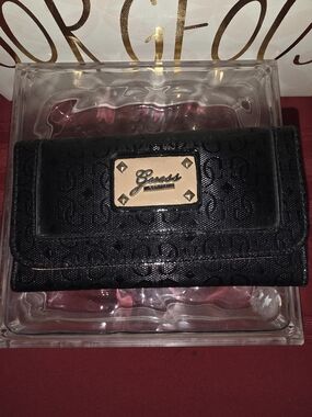 Guess Black Wallet with Gold Logo Plate